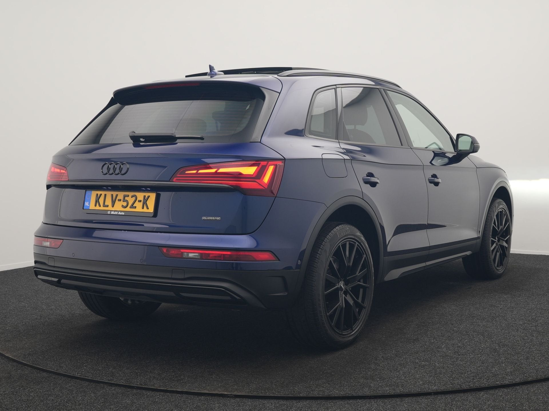 Audi Q5 50 TFSI e Advanced edition PHEV 300pk Dealer O.H. |, Auto's, Automaat, Zwart, 4 cilinders, Blauw