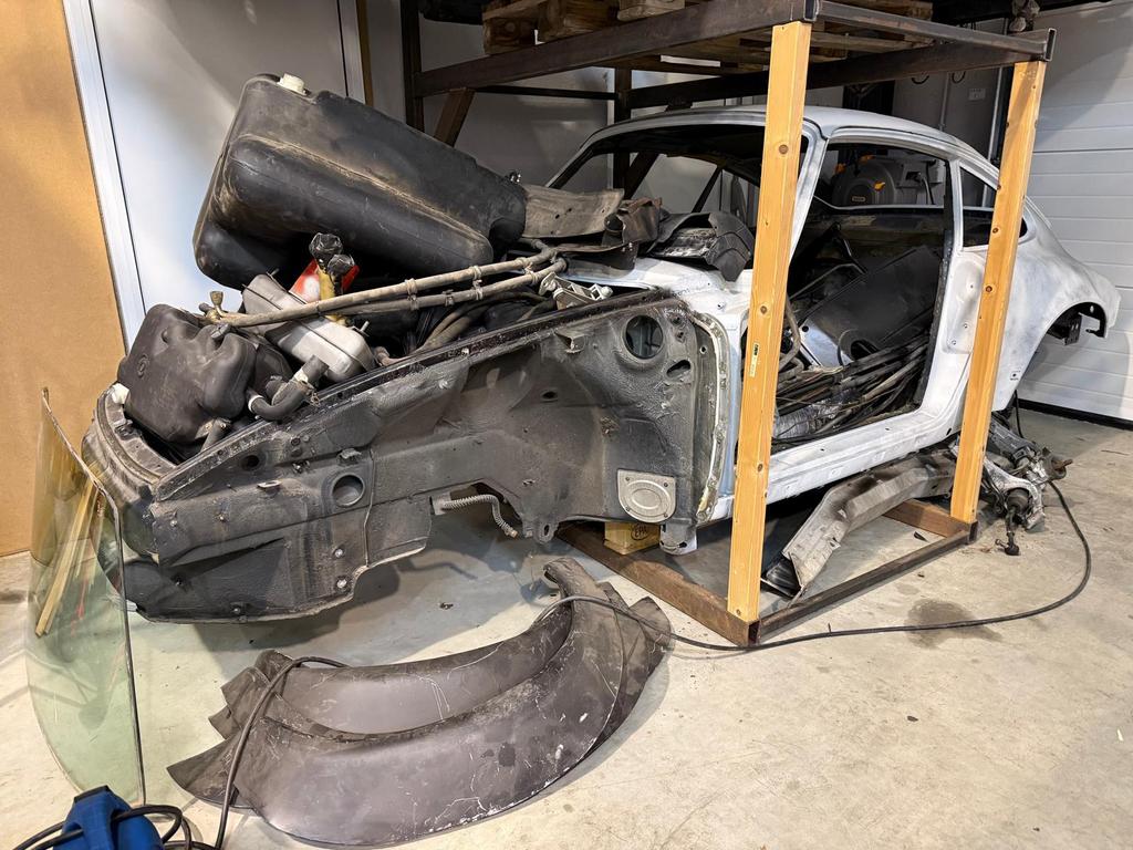 Porsche 964/911 onderdelen lees BESCHRIJVING, Verzamelen, Speldjes, Pins en Buttons, Ophalen of Verzenden, Zo goed als nieuw, Transport