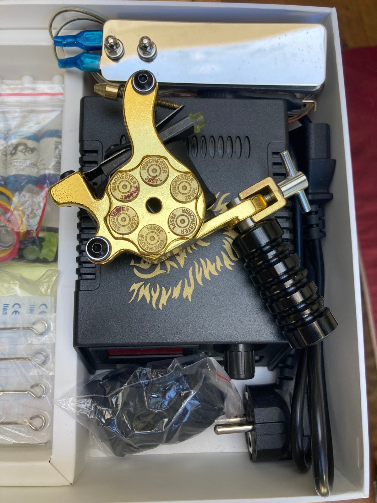 Complete tattoo beginners set - 1x gebruikt op siliconenhuid, Ophalen of Verzenden, Zo goed als nieuw, Overige typen