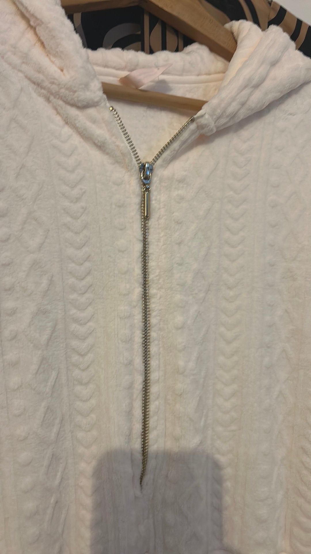 Huispak in 1 geheel beige NIEUW, Ophalen of Verzenden, Zo goed als nieuw, Beige