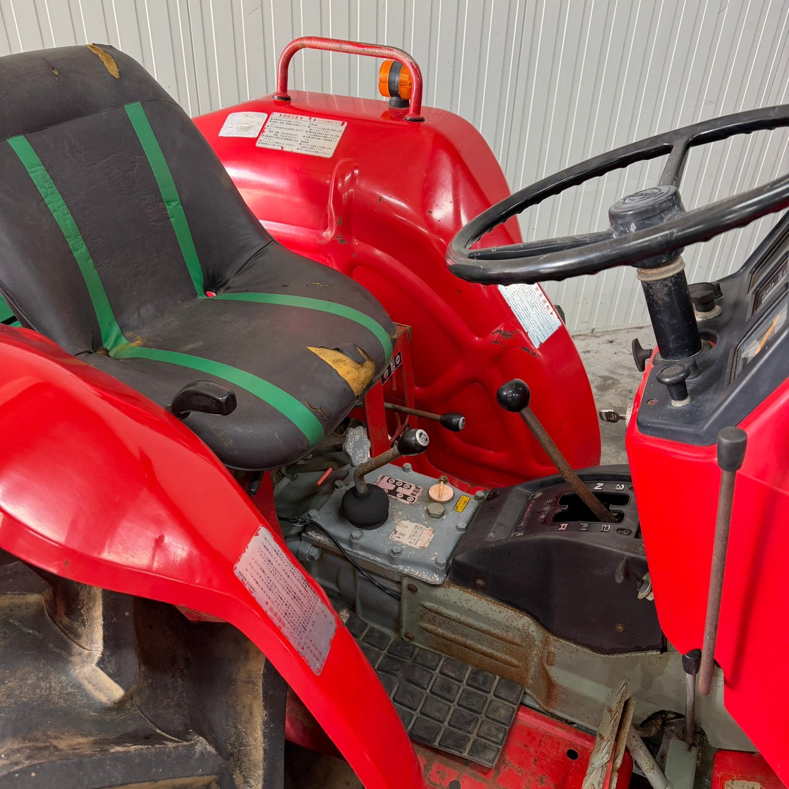 Yanmar YM 2301 + Grondfrees, Gebruikt, Tot 2500, Tot 80 Pk, Ophalen