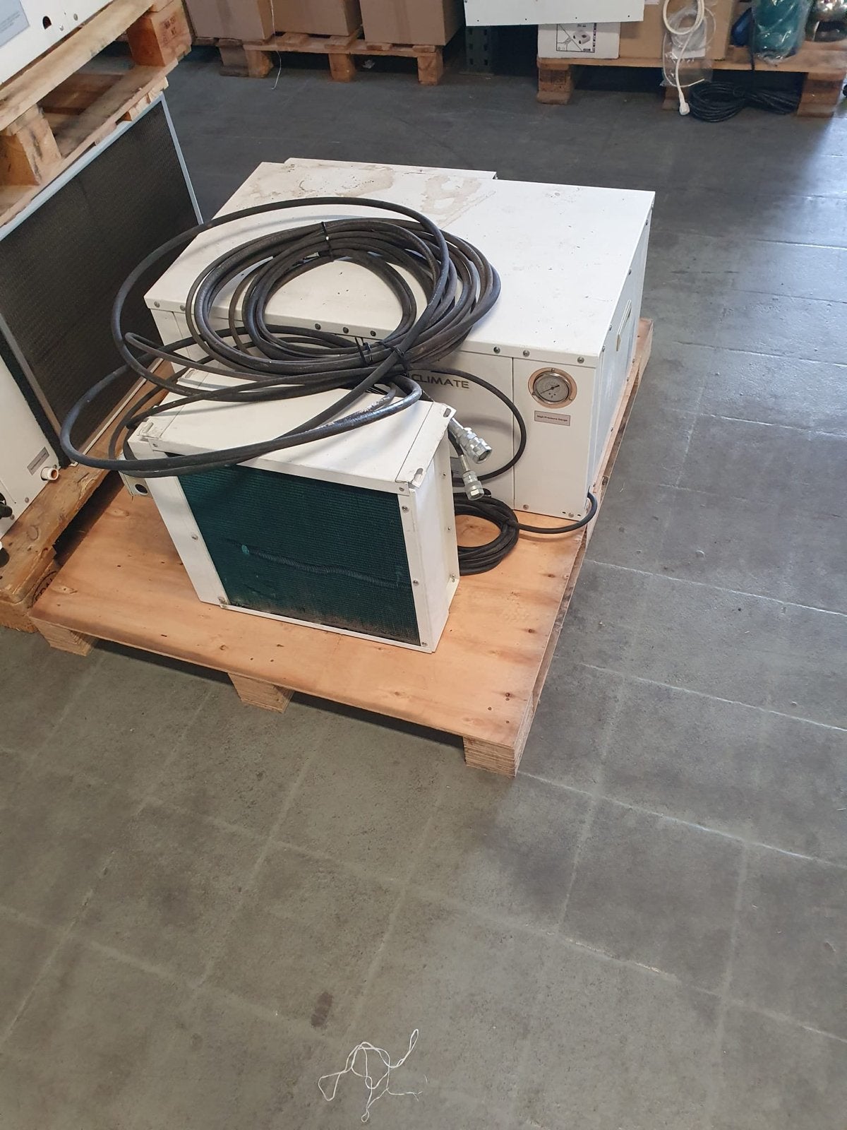 Foto 2 van Opticlimate 3500 pro 3 split unit airco (DEFECT)