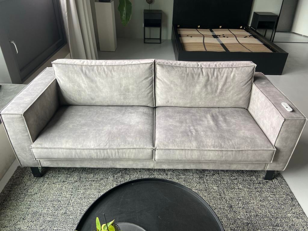 Pronto Wonen Terzo 3-zitsbank - Lichtgrijs - Zeer nette staa, Driepersoons, 75 tot 100 cm, Ophalen of Verzenden, Zo goed als nieuw
