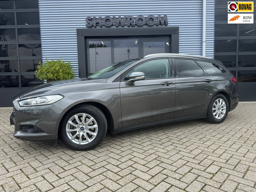 Ford Mondeo Wagon 1.5 Titanium Lease Edition NAVI|APPLE CARP, Auto's, Ford, Voorwielaandrijving, 15 km/l, Euro 6, 4 cilinders