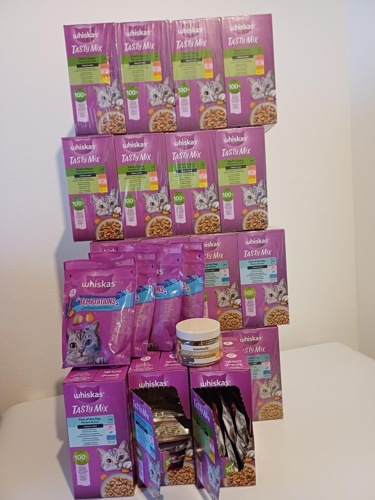 VERLAAGDE PRIJS kattevoer vis smaken, Dieren en Toebehoren, Dierenvoeding, Ophalen, Kat