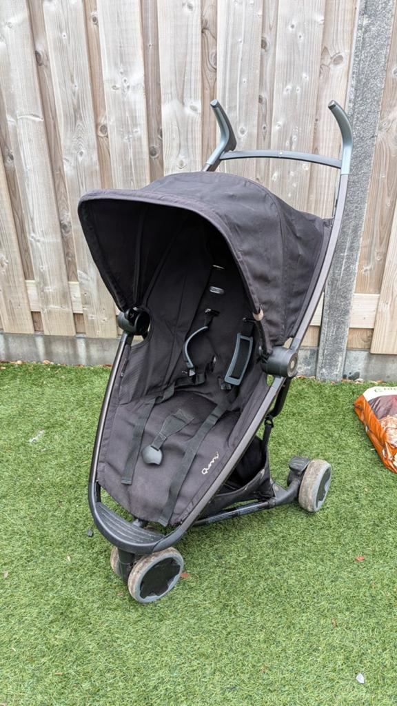 Quinny Zapp buggy - Compact en handig, Kinderen en Baby's, Buggy's, Gebruikt, Quinny, Verstelbare rugleuning, Zonnekap, Ophalen