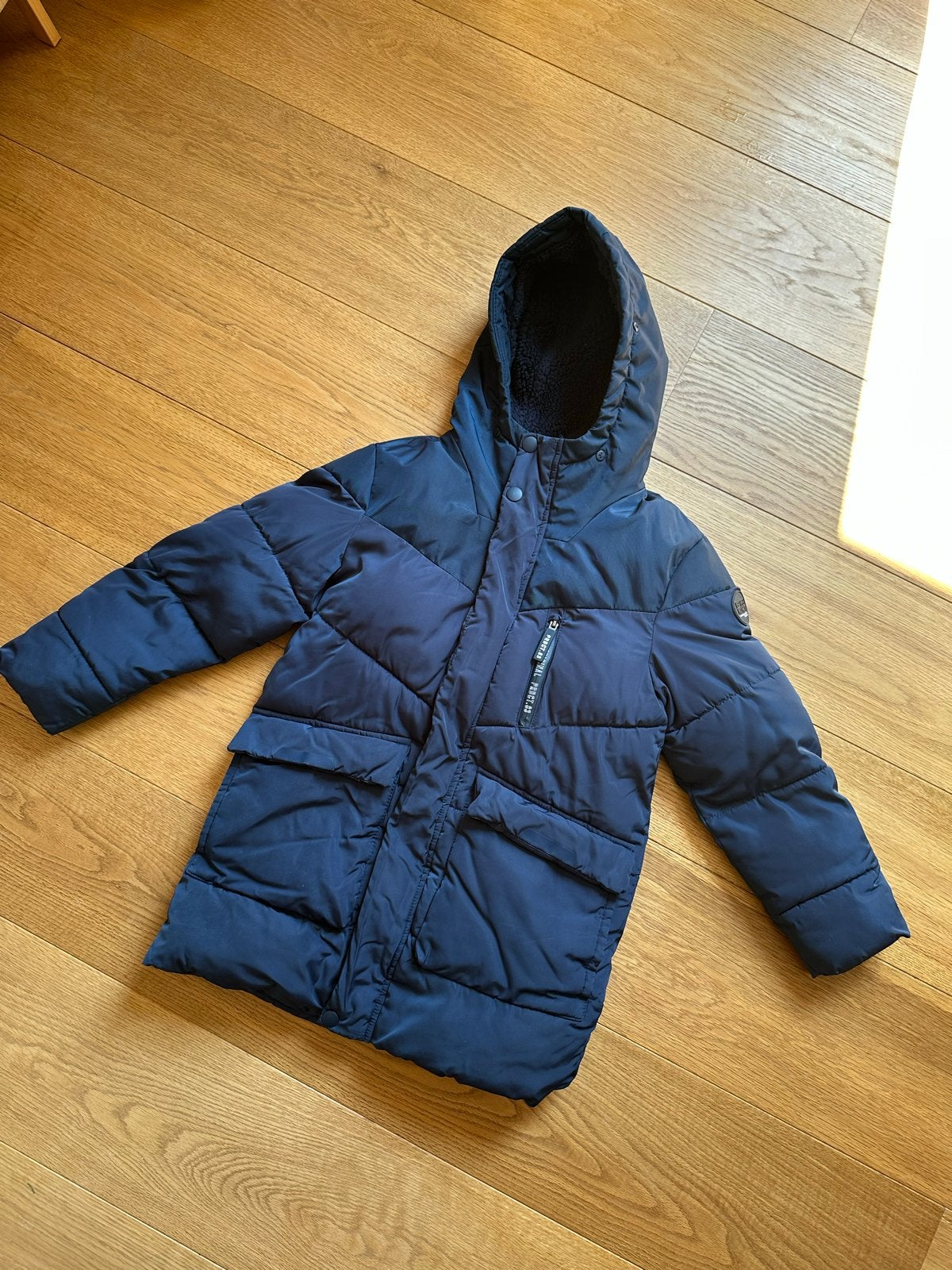 C&A winterjas voor kinderen 140см  - Warm en stijlvol, Ophalen of Verzenden, Gebruikt, Jongen