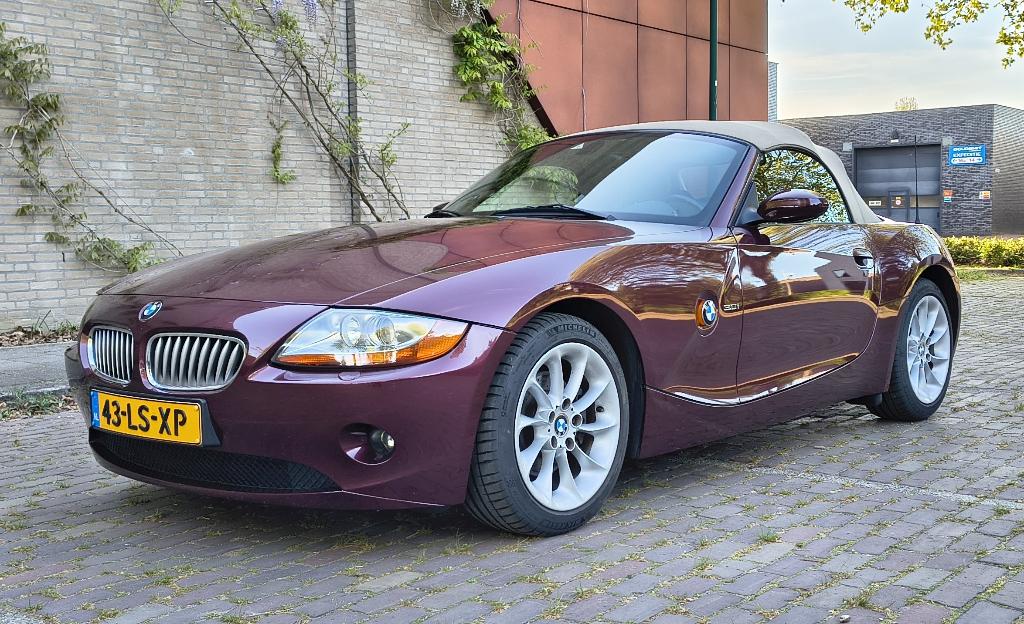 BMW Z4 3.0i / 6 cil / 231 pk / NL auto / Merlot-rood, Auto's, Achterwielaandrijving, Beige, Cabriolet, 75 €/maand
