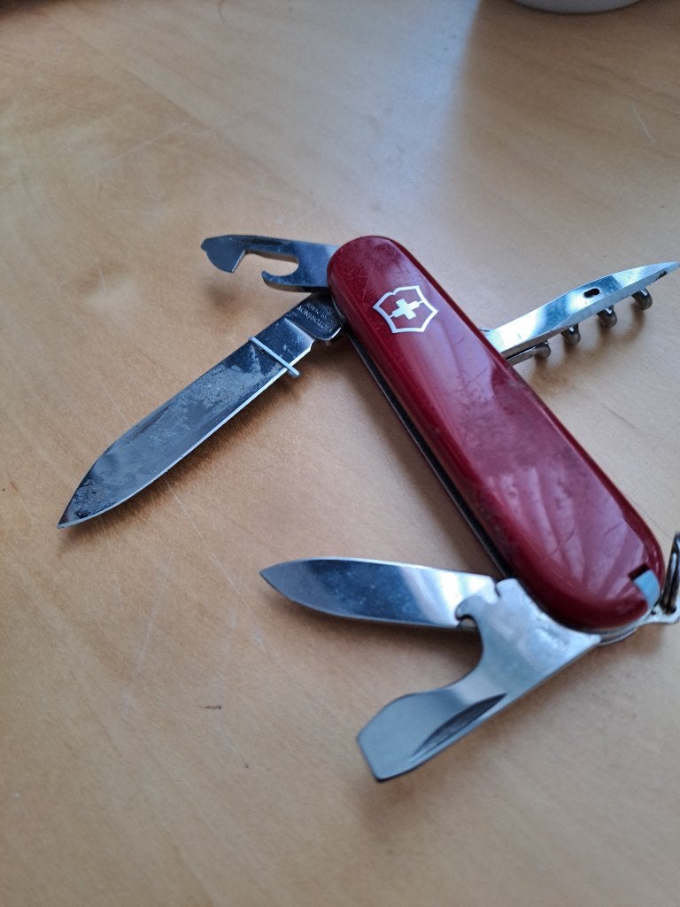 zwitsers officiersmes, Ophalen of Verzenden, Dbh, Hmy, Nederland
