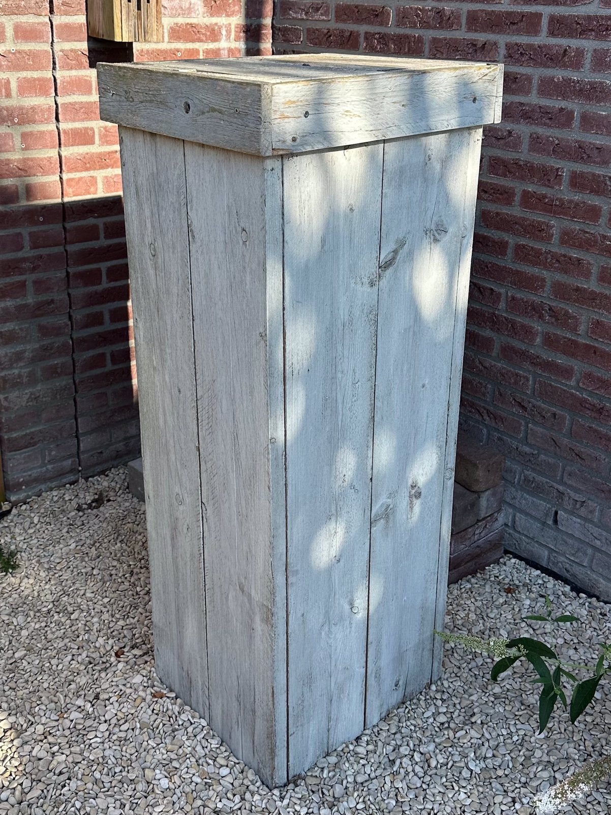 Steigerhouten pilaar, Ophalen, Zo goed als nieuw