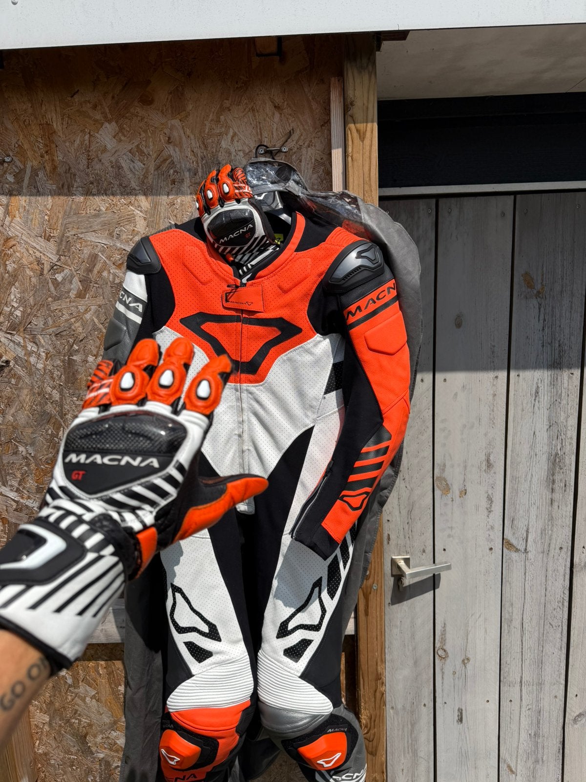 NIEUW Macna pak+ matchende handschoenen, Motoren, Ophalen, Nieuw zonder kaartje, Heren, Combipak