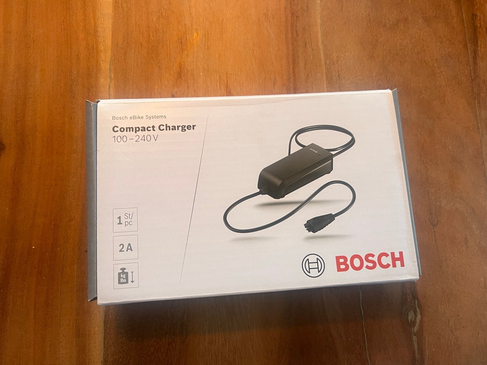 Bosch Compact Charger 100-240V E-bike Oplader, Fietsen en Brommers, Fietsaccessoires | Fietsaccu's, Ophalen of Verzenden, Nieuw
