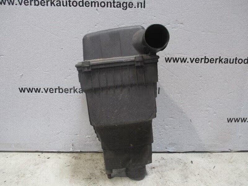 LUCHTFILTER Peugeot 206 CC (2D) (01-2000/12-2007), Kontakt-peugeot@peugeot.com, Gebruikt, Ophalen of Verzenden, Bahnhofsplatz 65423 Rüsselsheim, DE