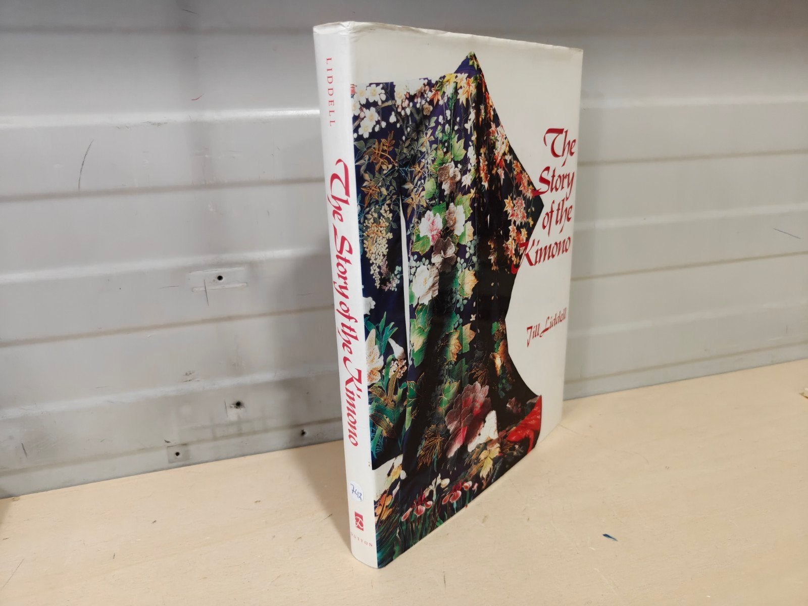 Nr. 742 The Story of the Kimono.  Jill Liddell., Ophalen of Verzenden, Gelezen, Jill Liddell