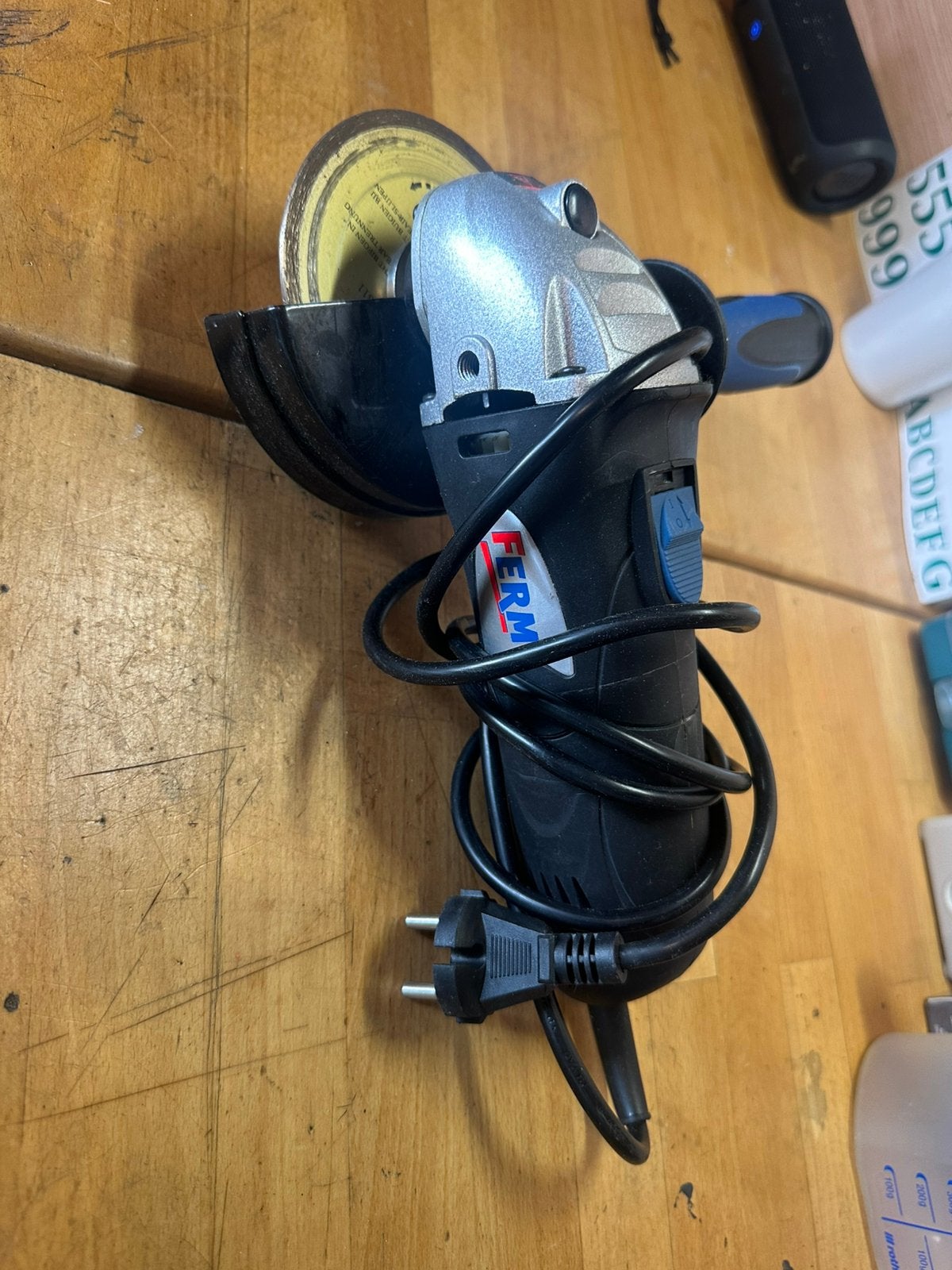 Haakse slijper, Ferm, Ophalen of Verzenden, Gebruikt, Minder dan 700 watt, Haakse handslijpmachine