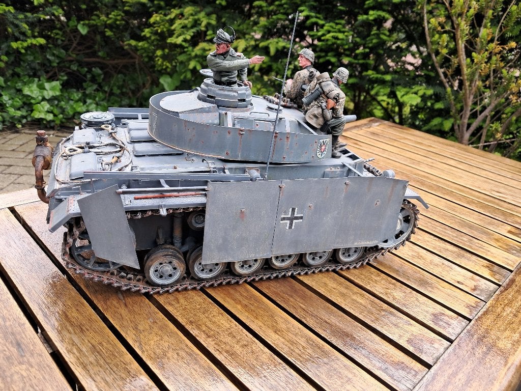 1/16 SET VAN 3 DUITSE VOERTUIGEN EN MILITAIREN, Ophalen of Verzenden, Nieuw, Overige typen