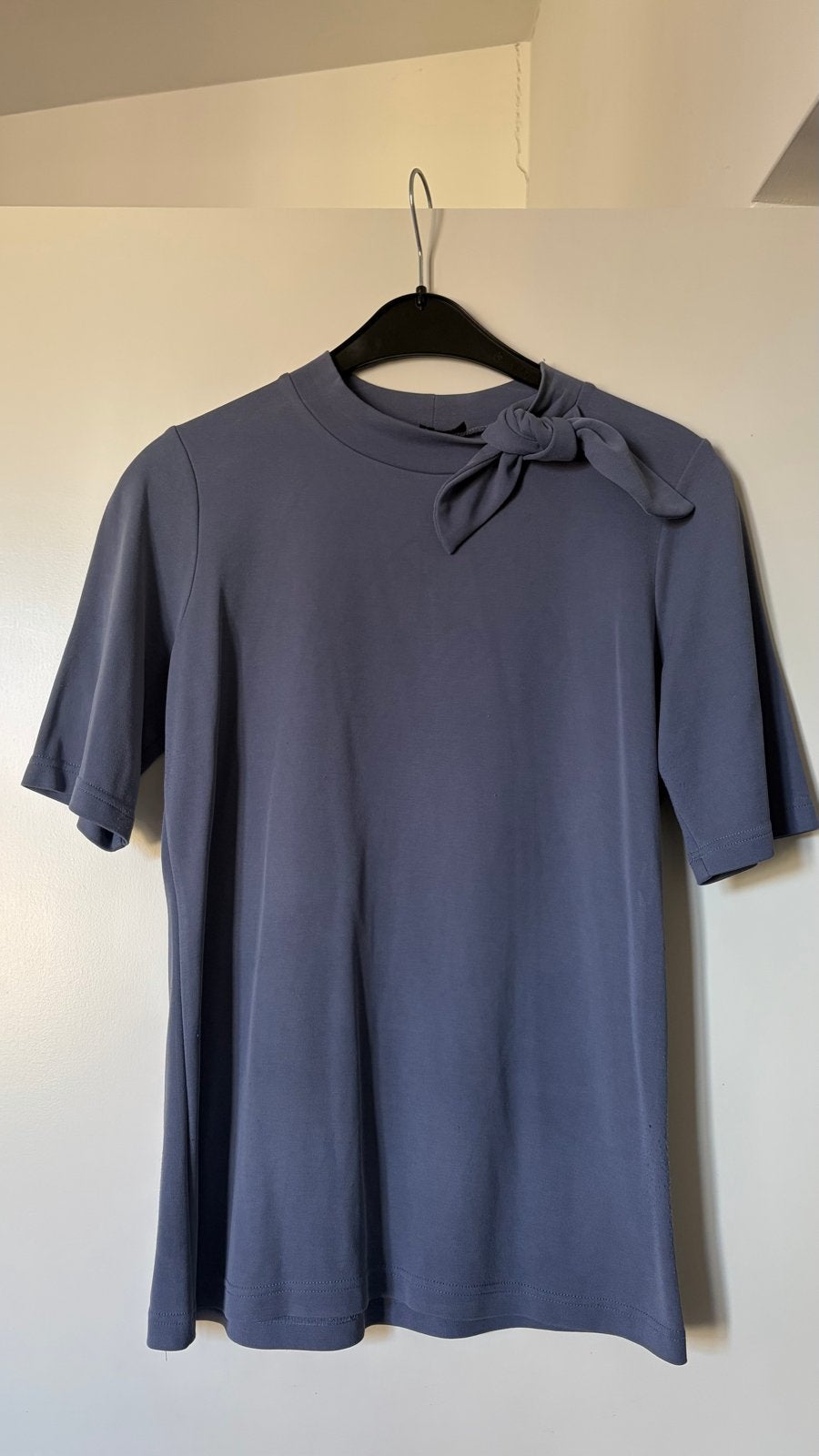 BR&DY Top met korte mouwen en strikdetail - Maat S, Kleding | Dames, Zo goed als nieuw, Korte mouw, Maat 36 (S), Verzenden