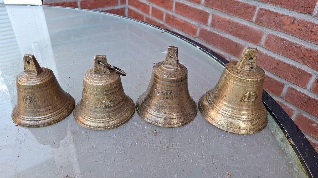 Bellen brons 12 13 14 15, Ophalen of Verzenden