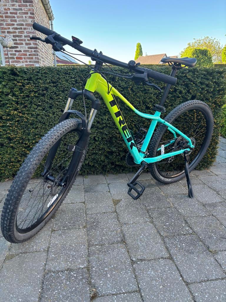 Trek Marlin 5 - Zo goed als nieuw, 2023 model, Fietsen en Brommers, Fietsen | Mountainbikes en ATB, Ophalen, Zo goed als nieuw