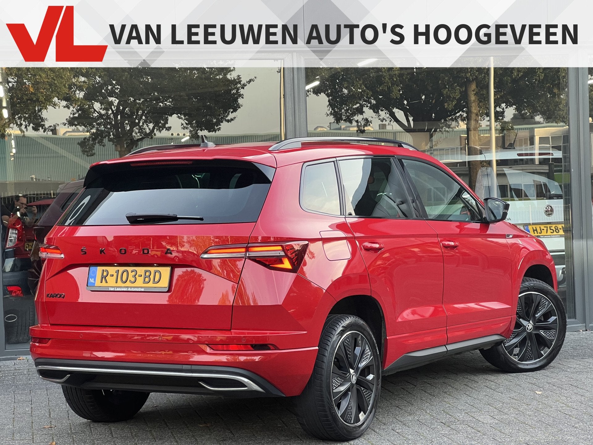 Skoda Karoq 1.5 TSI ACT Sportline Business | Stoel- en stuur, Auto's, Stof, 4 cilinders, 1317 kg, Karoq