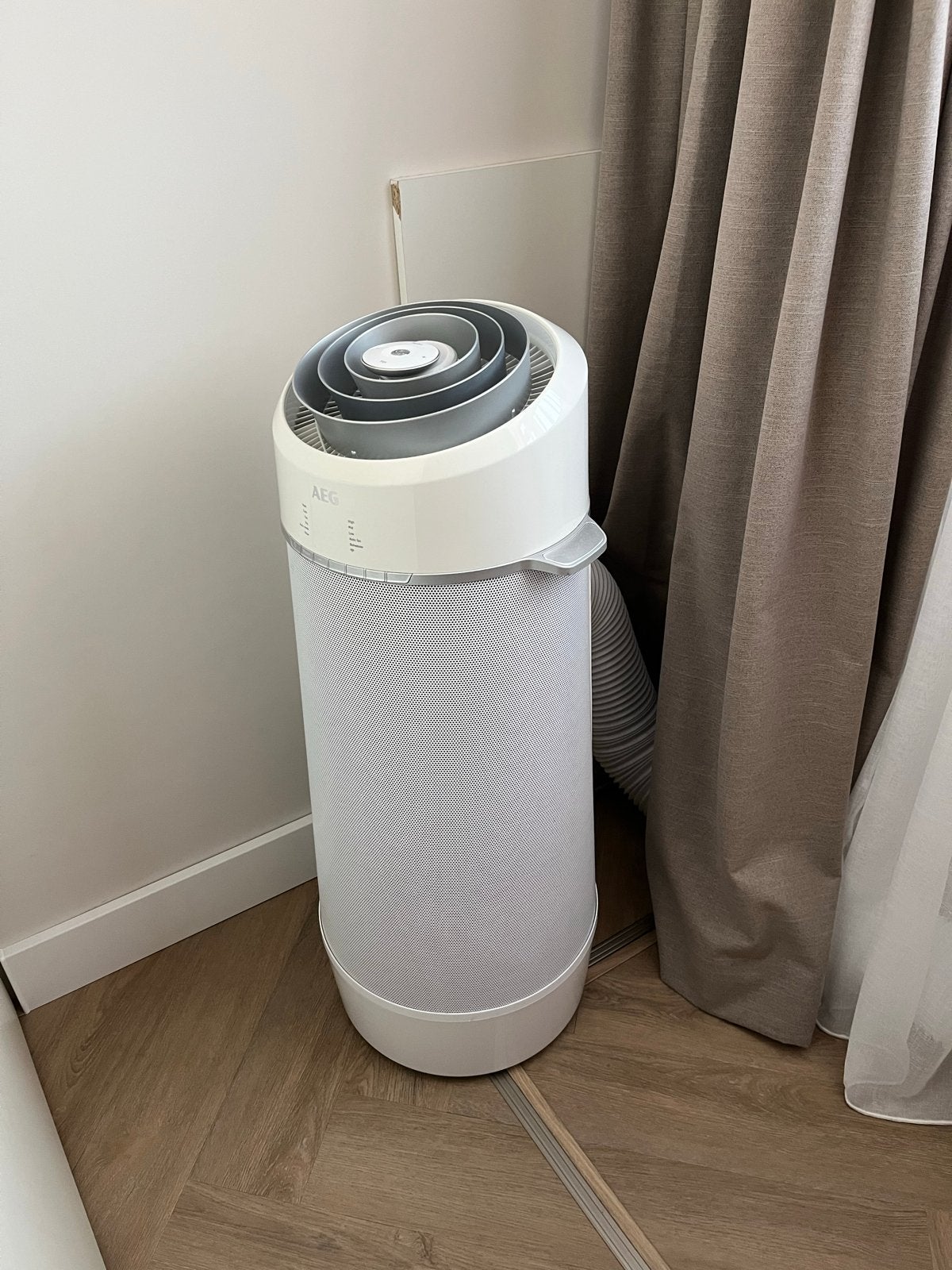 AEG Mobiele Airco PX71-265WT - Koelen, Verwarmen, Ventileren, Ophalen, Koelen en Ontvochtigen, Minder dan 60 m³, 3 snelheden of meer