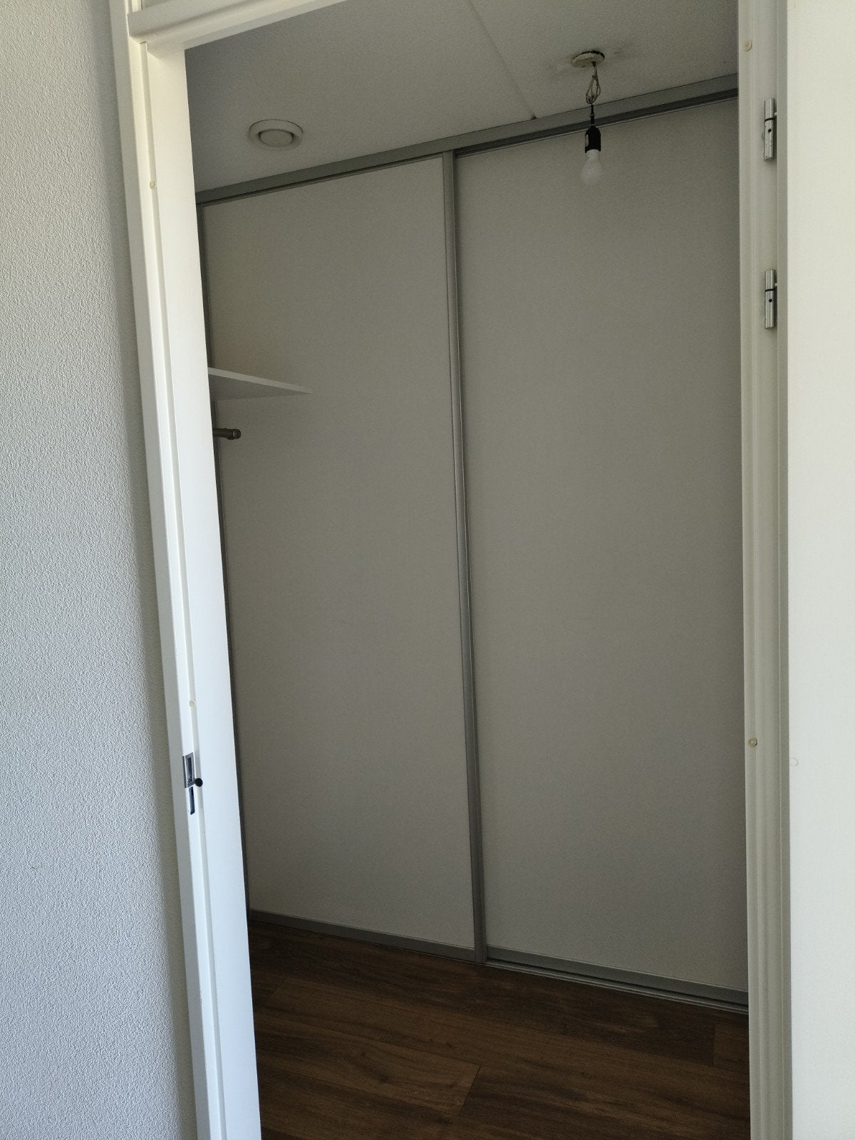 Schuifwand op maat - Ideaal voor elke ruimte, 200 cm of meer, Met plank(en), Nieuw, Ophalen of Verzenden