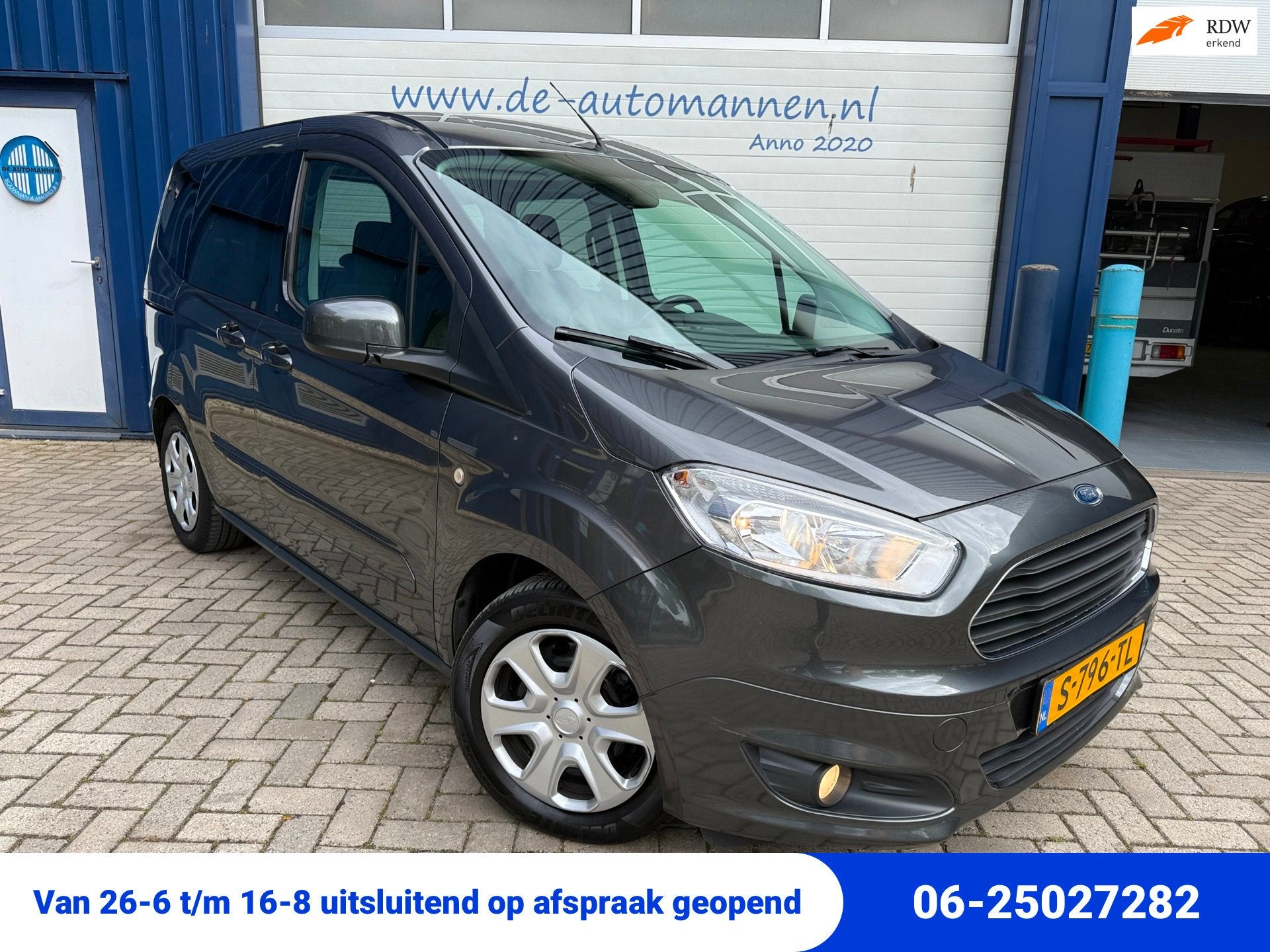 Ford Tourneo Courier 1.0 Trend 100 pk / AIRCO / CRUISE / TRE, Auto's, Voorwielaandrijving, Start-stop-systeem, Gebruikt, Euro 6