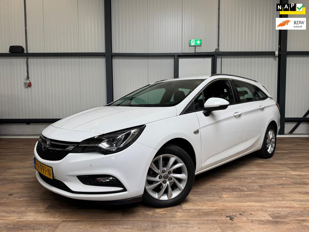 Opel Astra Sports Tourer 1.0 INNOVATION / NAVI / ECC / ZEER, Auto's, Voorwielaandrijving, Stof, Gebruikt, 620 kg
