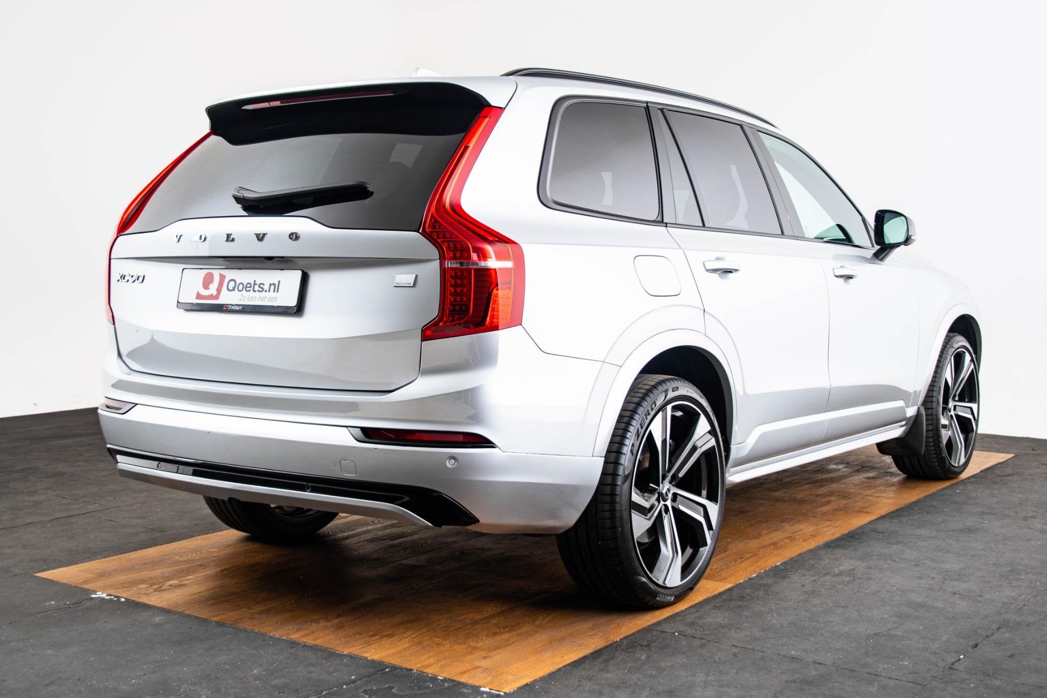 Volvo XC90 2.0 T8 Recharge AWD R-Design Panoramadak - Trekha, 12 maanden, Gebruikt, 7 stoelen, Bedrijf
