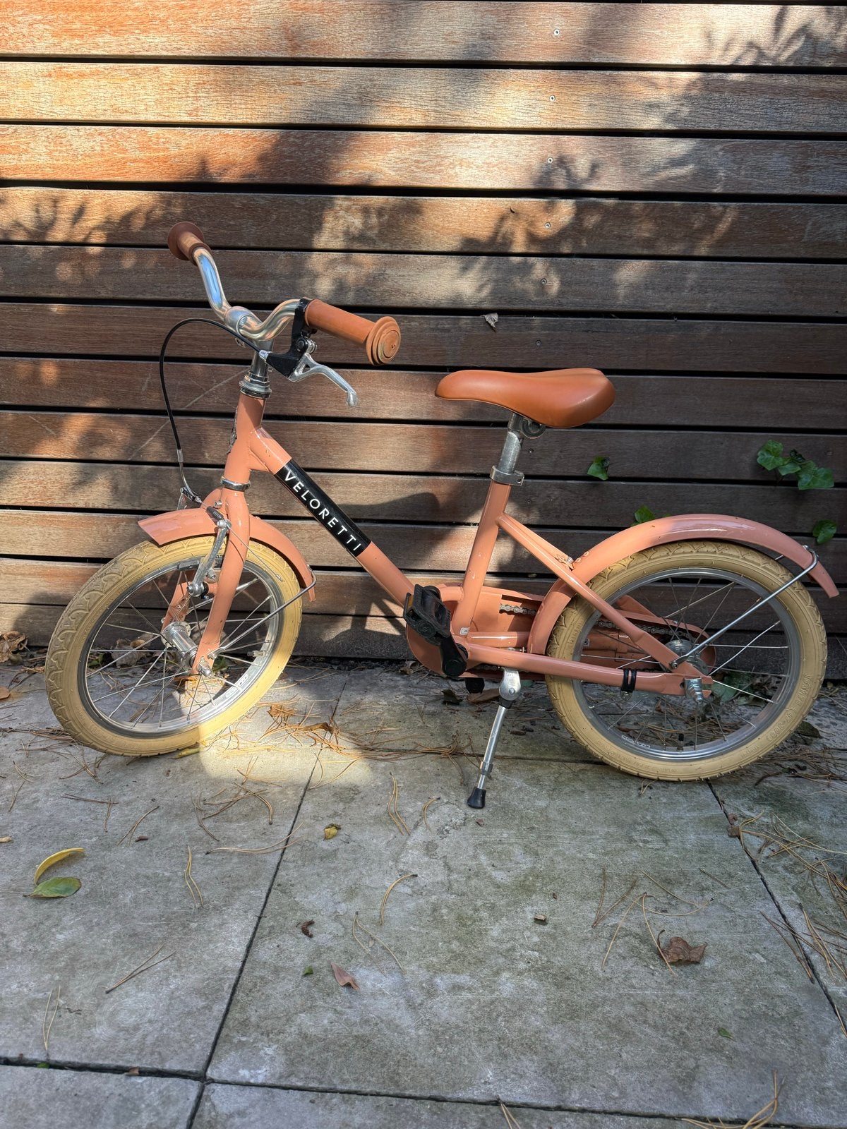 Veloretti Maxi Blazing Salmon 16 inch kinderfiets, Ophalen, Gebruikt, Terugtraprem, 16 tot 20 inch