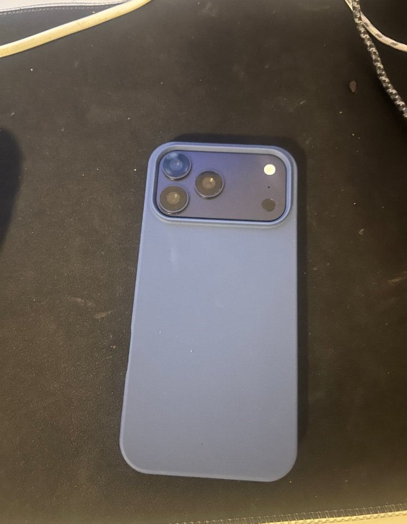 iPhone 17 Pro Max 256GB Blauw, Telecommunicatie, 256 GB, 97 %, Ophalen of Verzenden, Zo goed als nieuw