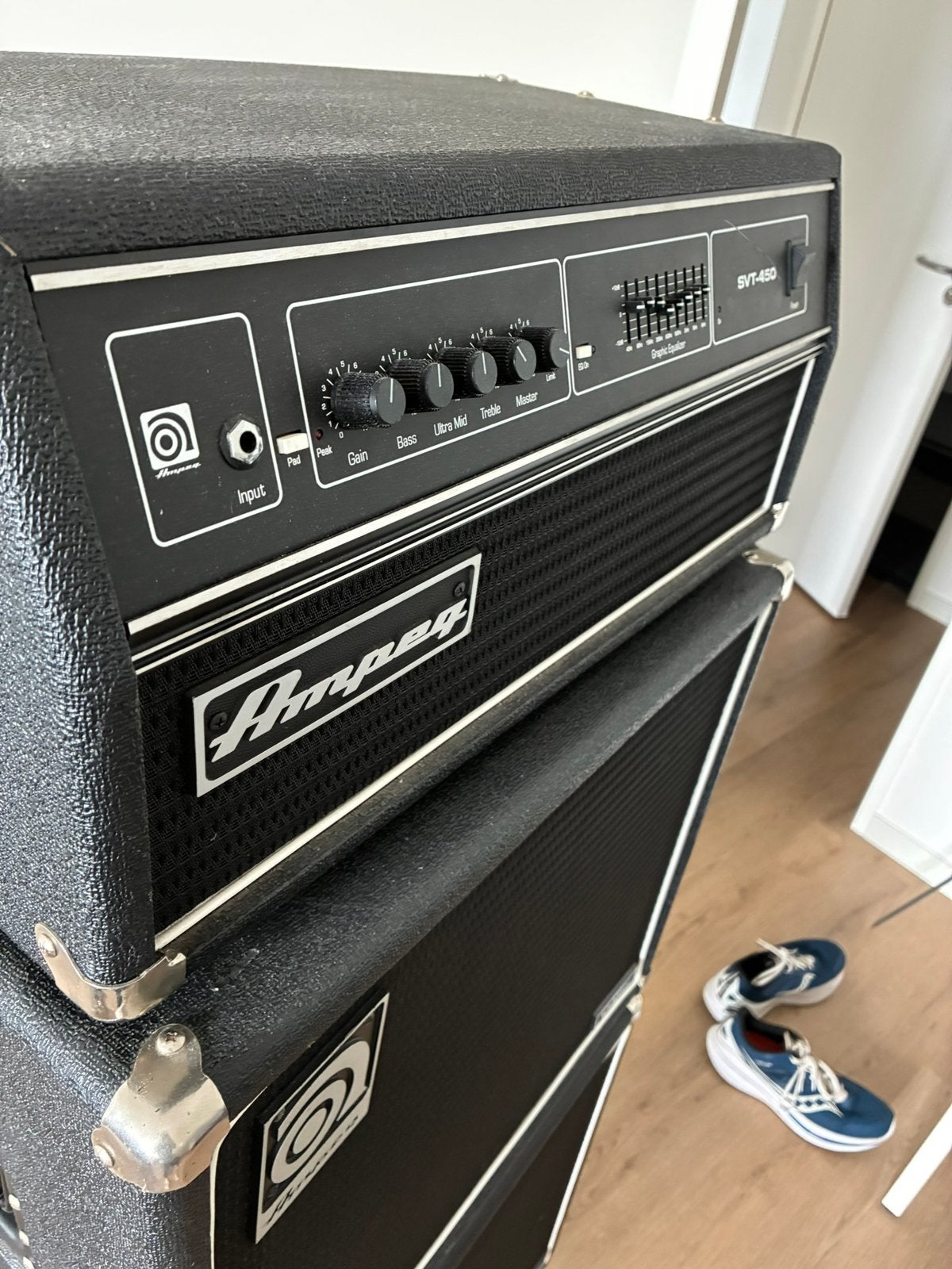Ampeg SVT-450 head + speakerkast set, Ophalen, Zo goed als nieuw, 100 watt of meer