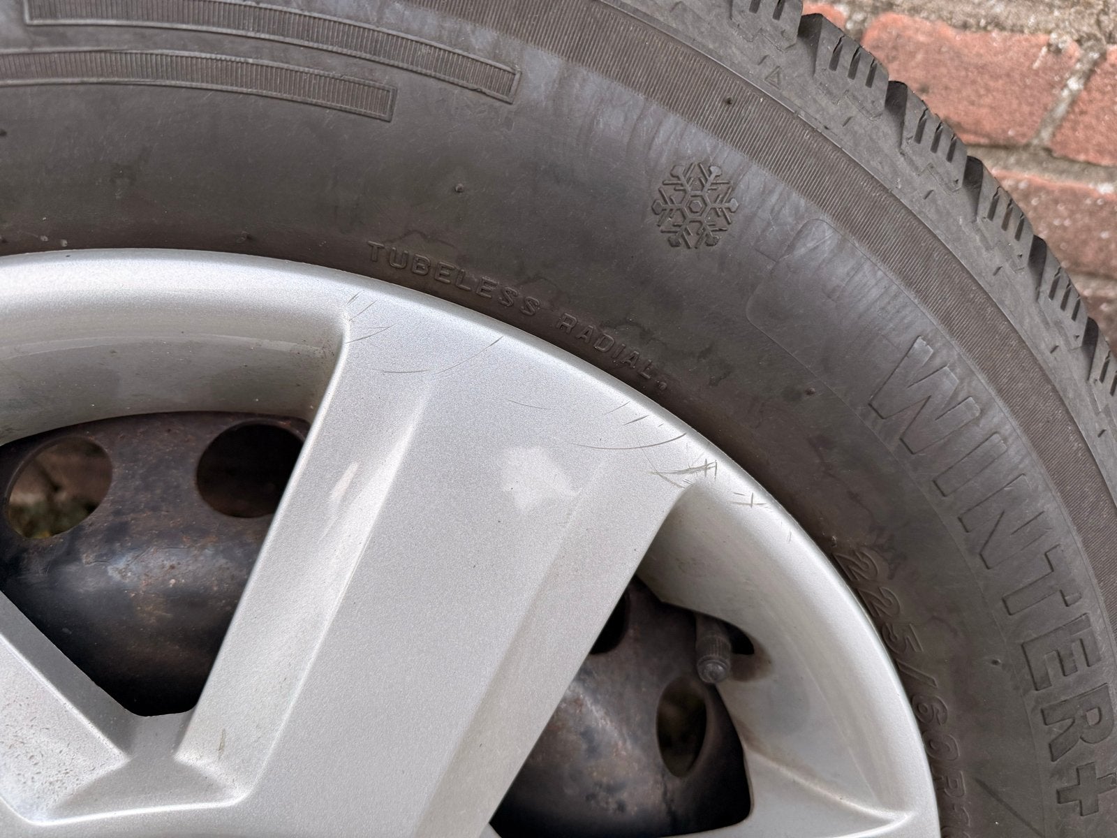 Stalen velgen met winterbanden 225/60 R16 Nissan Qashqai, Auto-onderdelen, Banden en Velgen, Ophalen, Gebruikt, 16 inch, Banden en Velgen