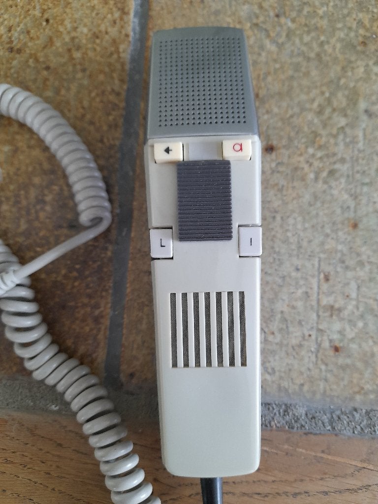 vintage oude microfoon, Muziek en Instrumenten, Microfoons, Ophalen of Verzenden, Gebruikt, Zangmicrofoon