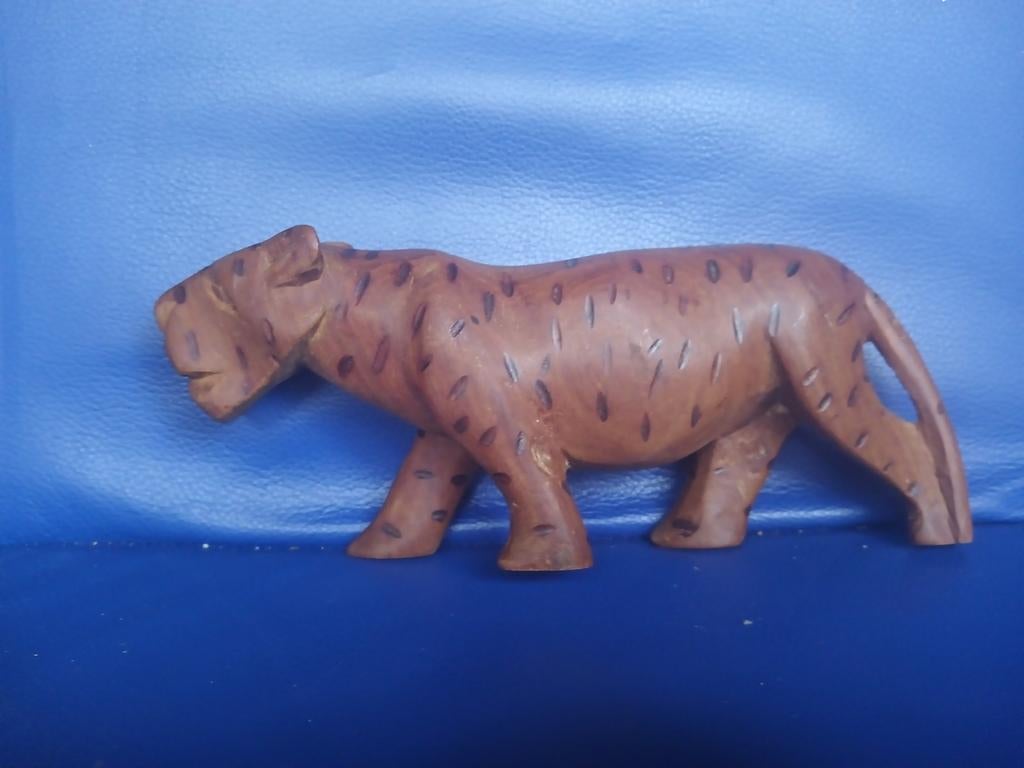 Tijger beeldje, Ophalen, Zo goed als nieuw, Beeldje of Figuurtje
