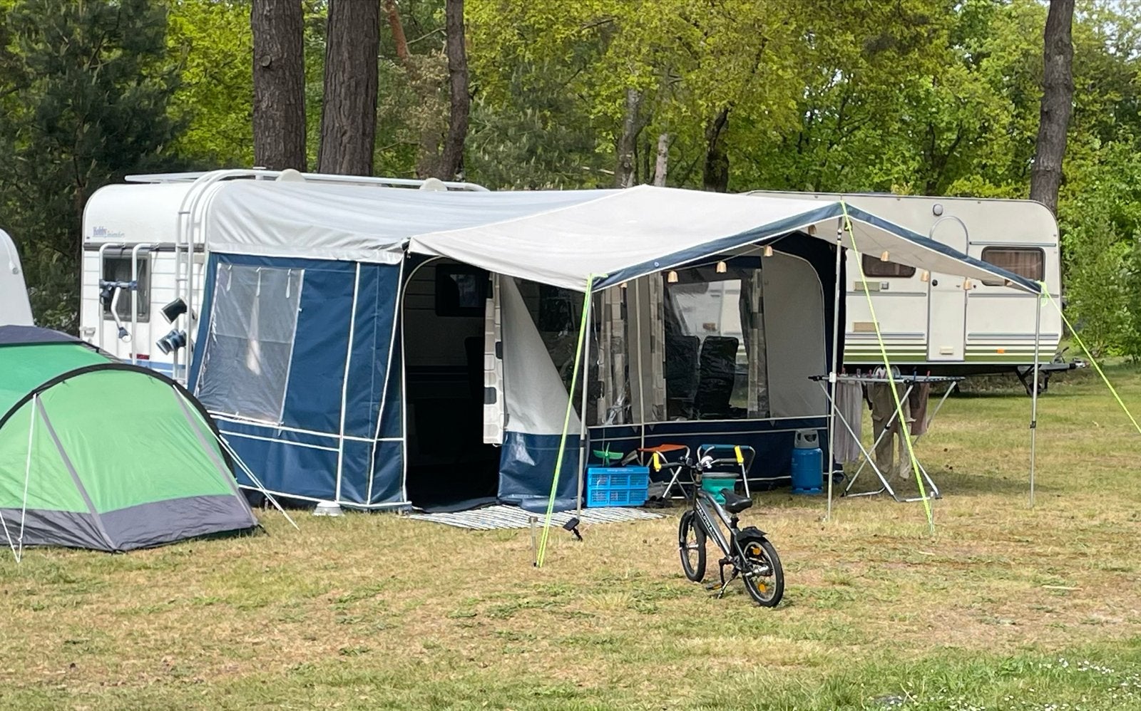Hypercamp all season voortent maat 9 met alu frame en luifel, Ophalen, Gebruikt