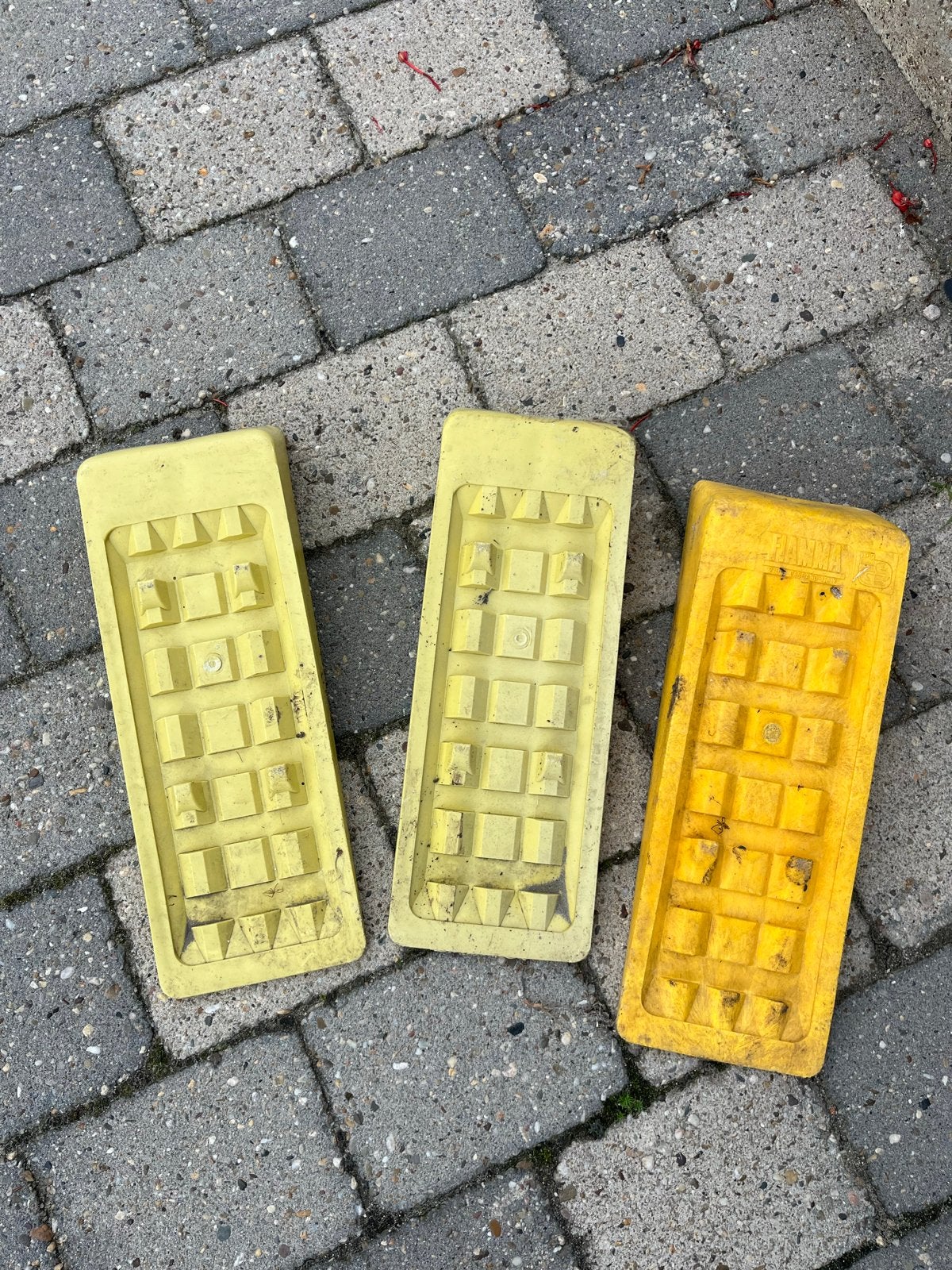 Set van 3 gele levelers voor camper of caravan, Ophalen of Verzenden, Gebruikt