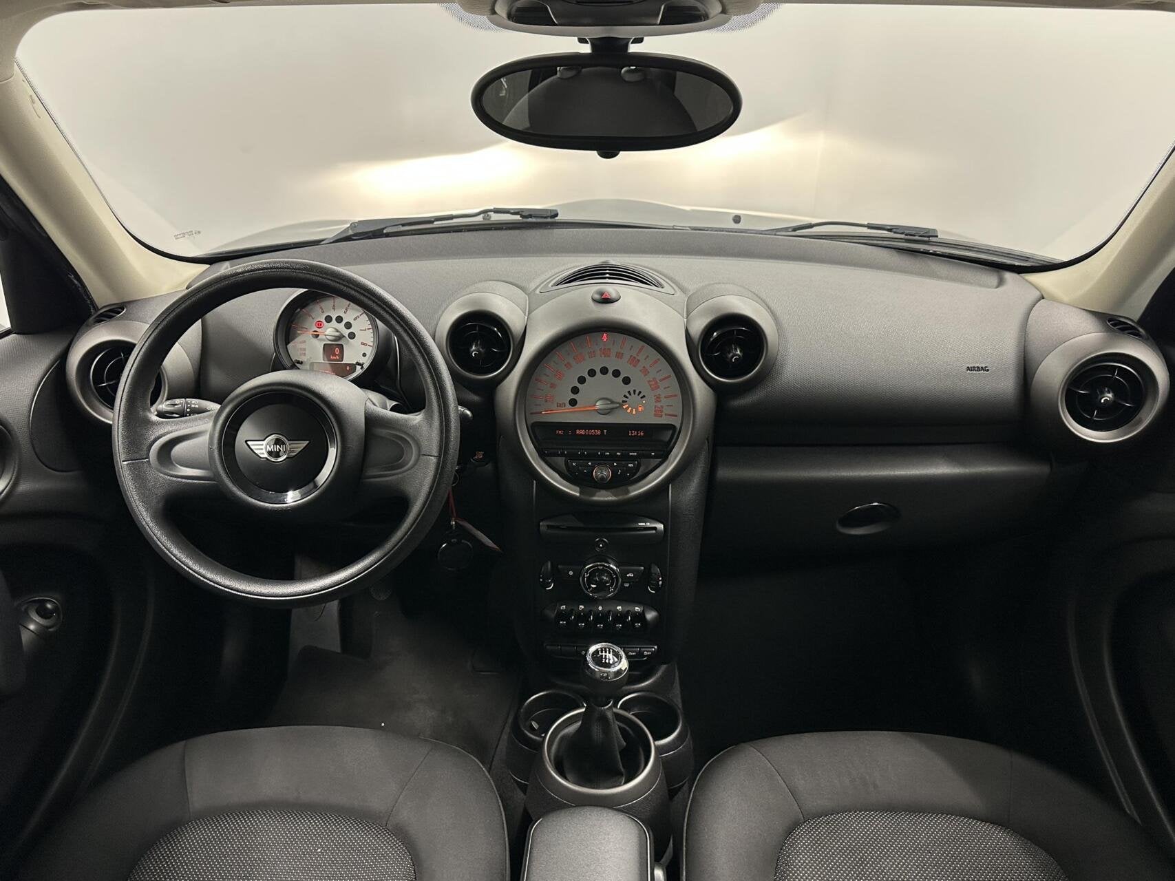 Mini Countryman 1.6 One AIRCO LM., Voorwielaandrijving, Euro 5, Stof, Gebruikt