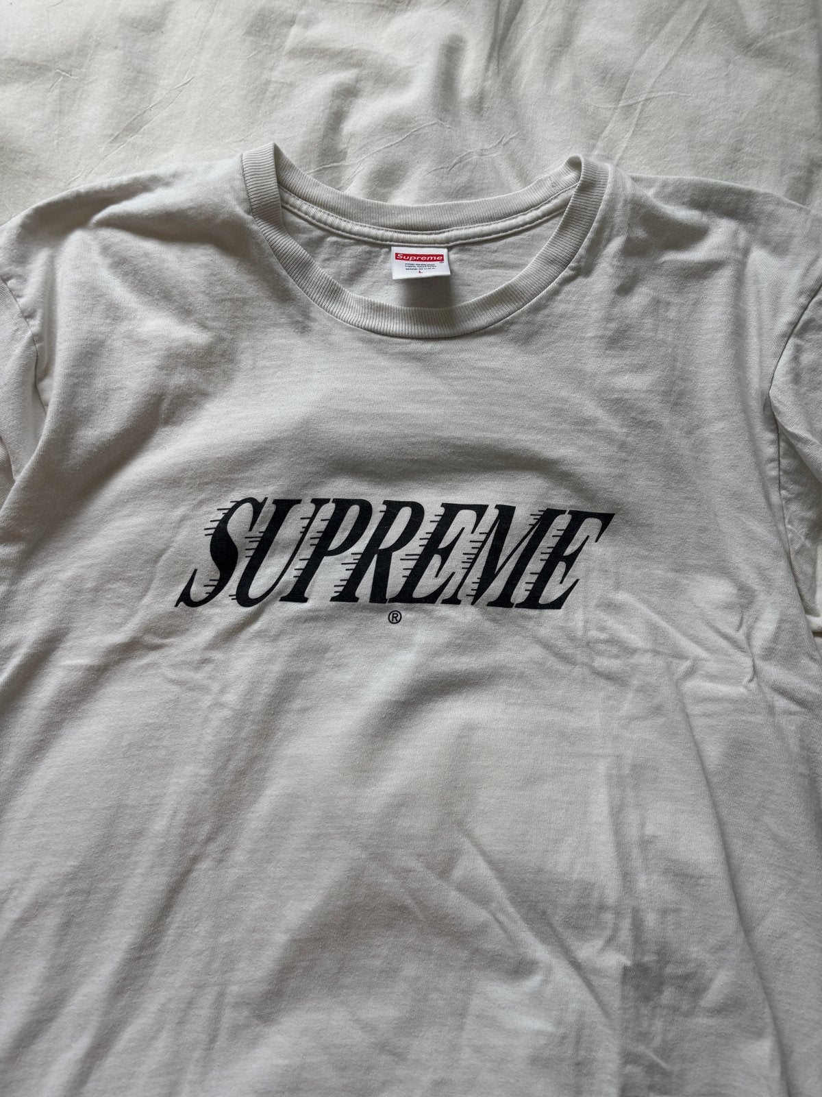 Supreme shirt in topstaat!, Ophalen of Verzenden, Zo goed als nieuw, Maat 48/50 (M), Wit