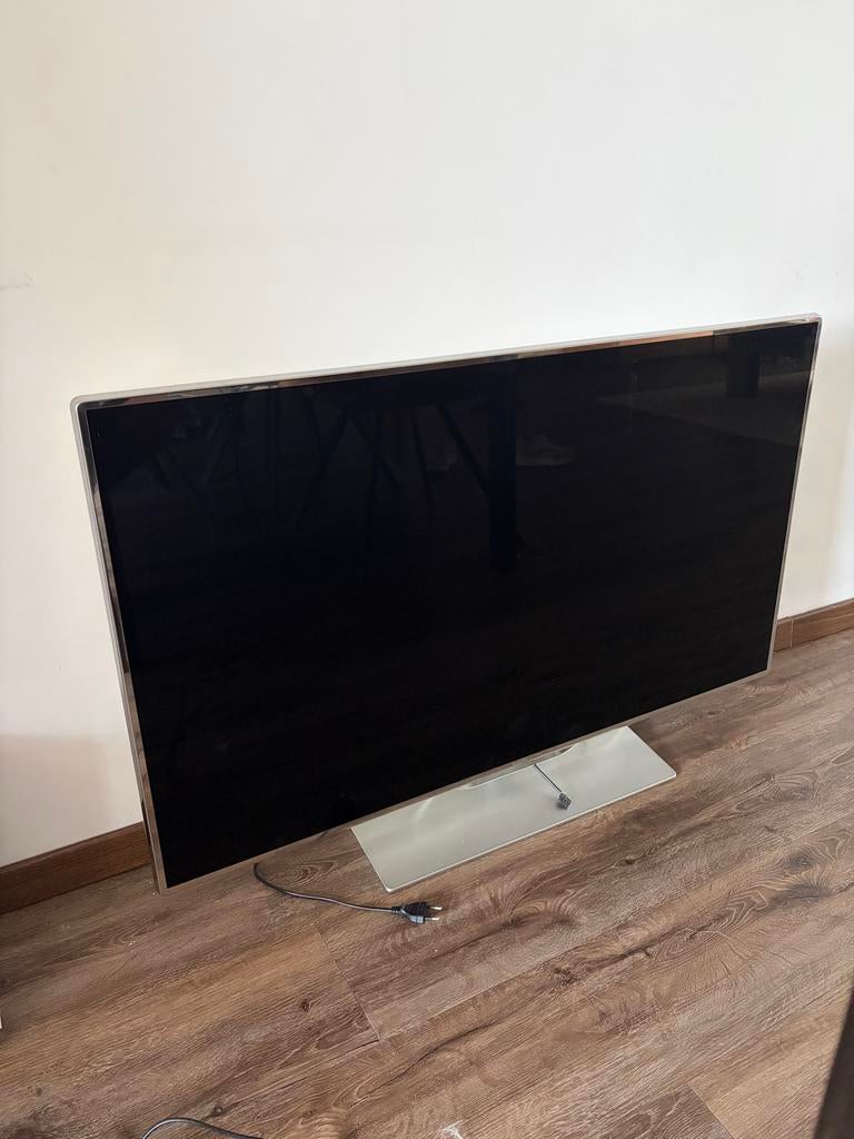 Defecte Philips TV 42 inch - Gratis af te halen, Audio, Tv en Foto, Ophalen, Niet werkend, 100 cm of meer, Philips