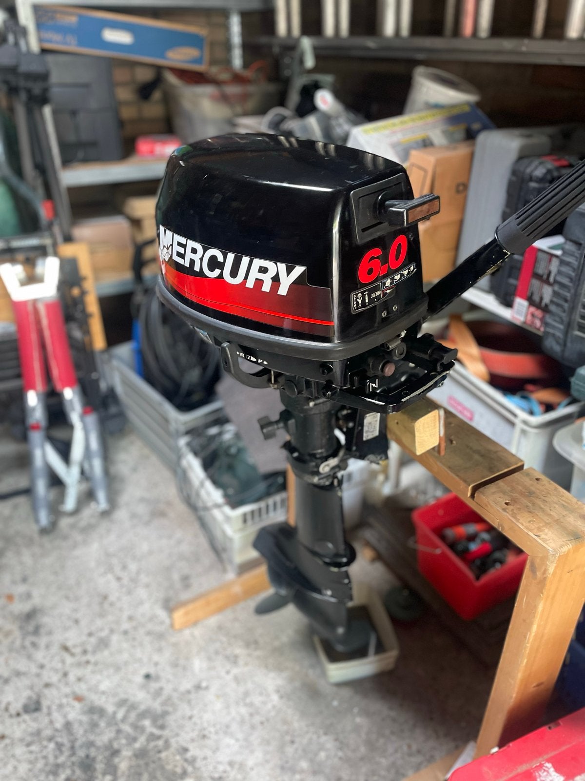 Mercury F6M 6 pk buitenboordmotor - Zeer goede staat, Watersport en Boten, Buiten- en Binnenboordmotoren, Zo goed als nieuw, Benzine