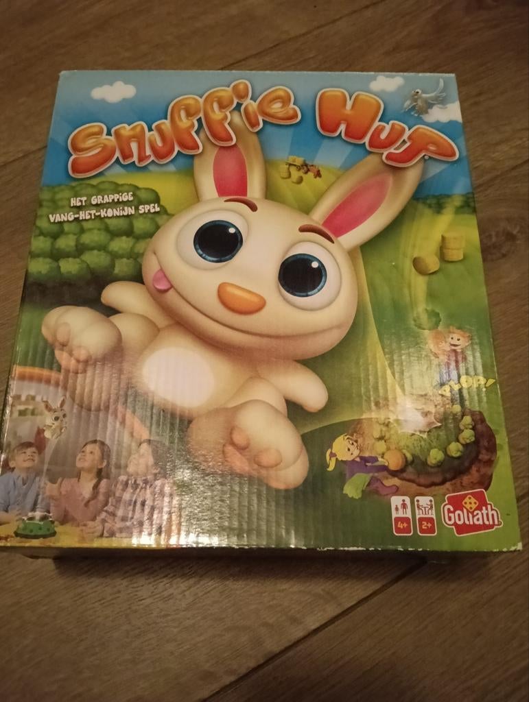 Snuffie Hup - Het grappige vang-het-konijn spel, Drie of vier spelers, Ophalen of Verzenden, Gebruikt, Goliath