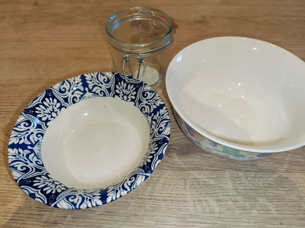 Schalen en een Beugelpot, Ophalen of Verzenden