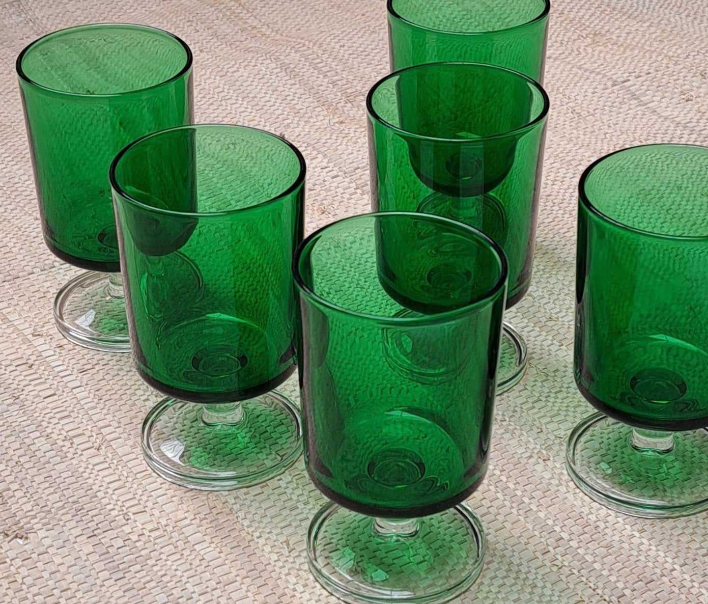 6 vintage Luminarc wijnglazen groen puntjegaaf kerst Frans, Ophalen of Verzenden, Zo goed als nieuw, Overige typen