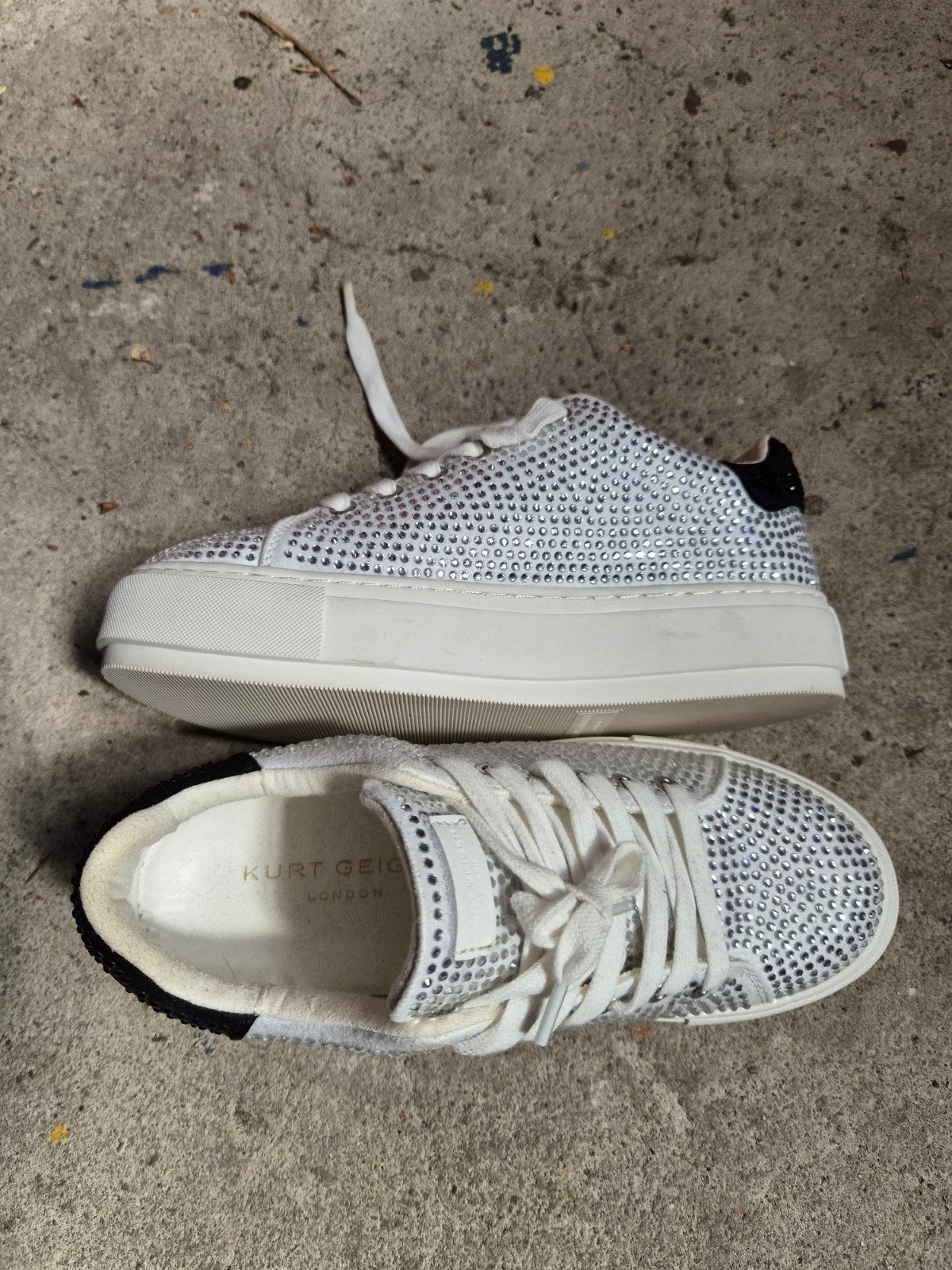 Dames schoenen kurt geiger, Ophalen of Verzenden, Zo goed als nieuw, Sneakers of Gympen
