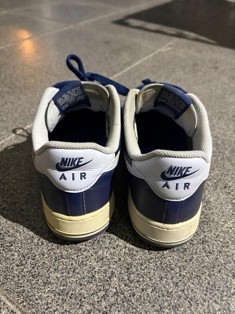 Nike Air Force 1 Low - Blauw/Wit, Ophalen of Verzenden, Gedragen, Blauw, Sneakers of Gympen