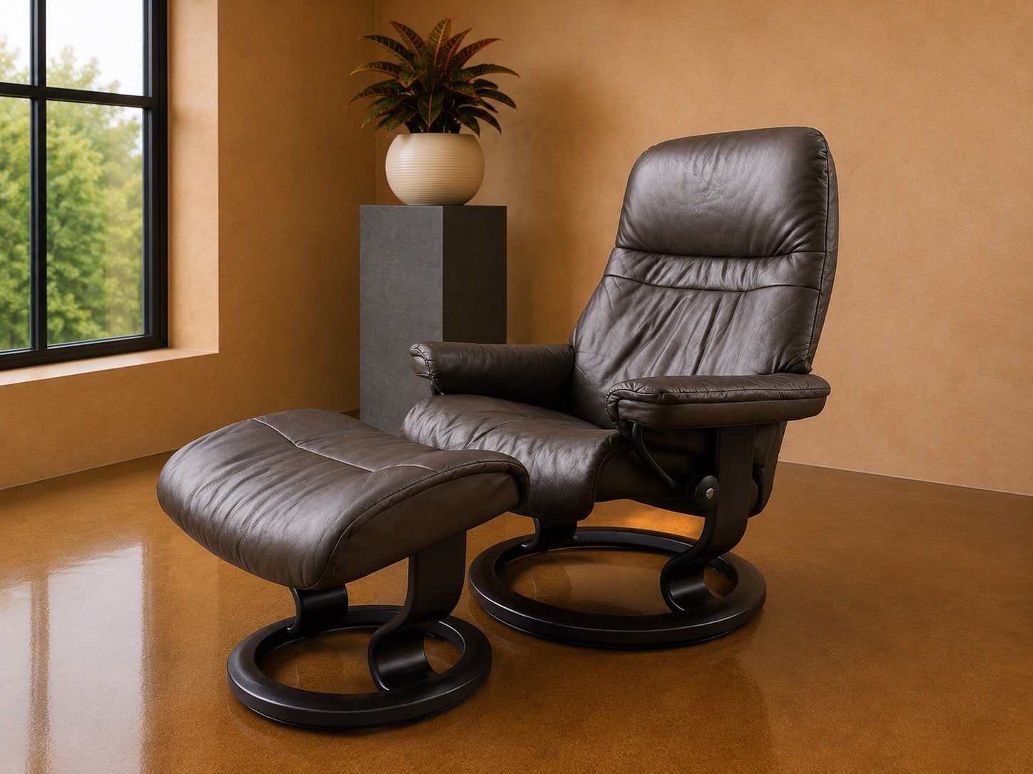 Prachtige Stressless relaxfauteuil & hocker, Ophalen of Verzenden, Zo goed als nieuw, 50 tot 75 cm, Leer