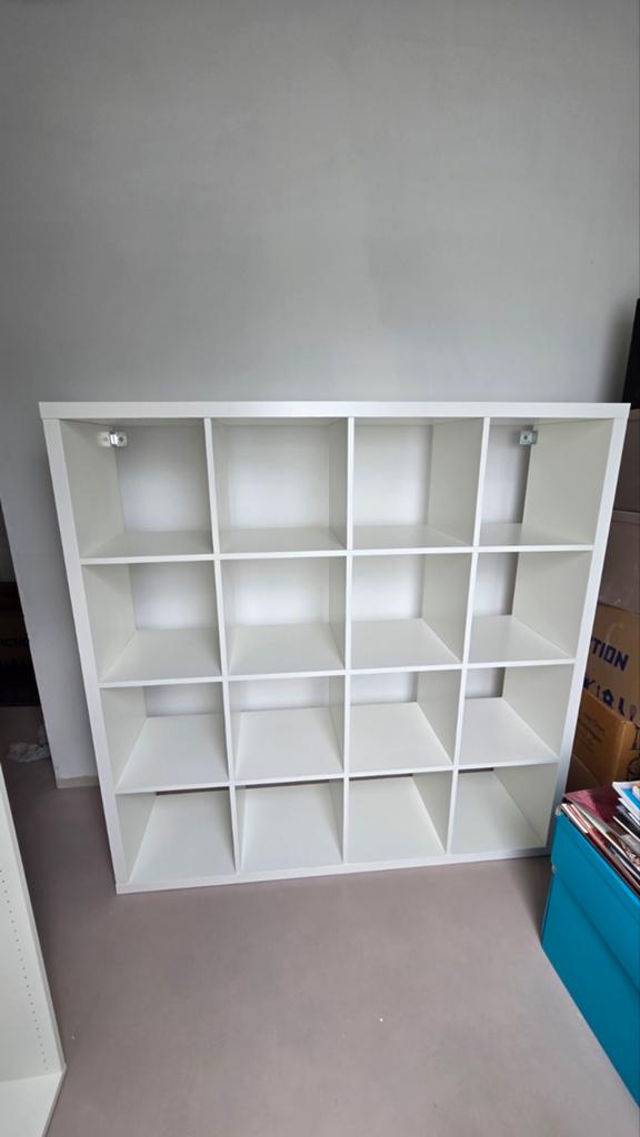Witte Kallax kast met 16 vakken 147x147, Ophalen, Gebruikt