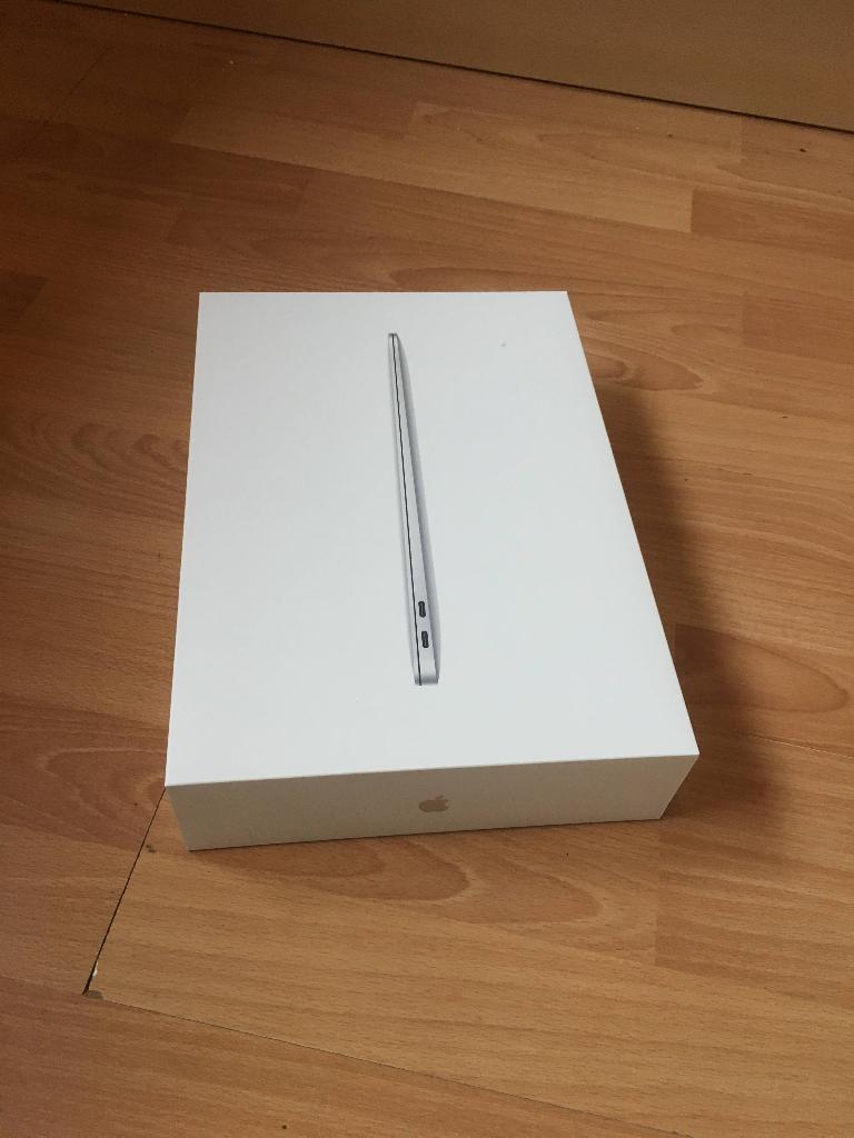 9 X Lege doos van een Macbook Air A2179 24-3, Computers en Software, Laptoptassen, Ophalen of Verzenden, 13 inch, Nieuw, Aktetas