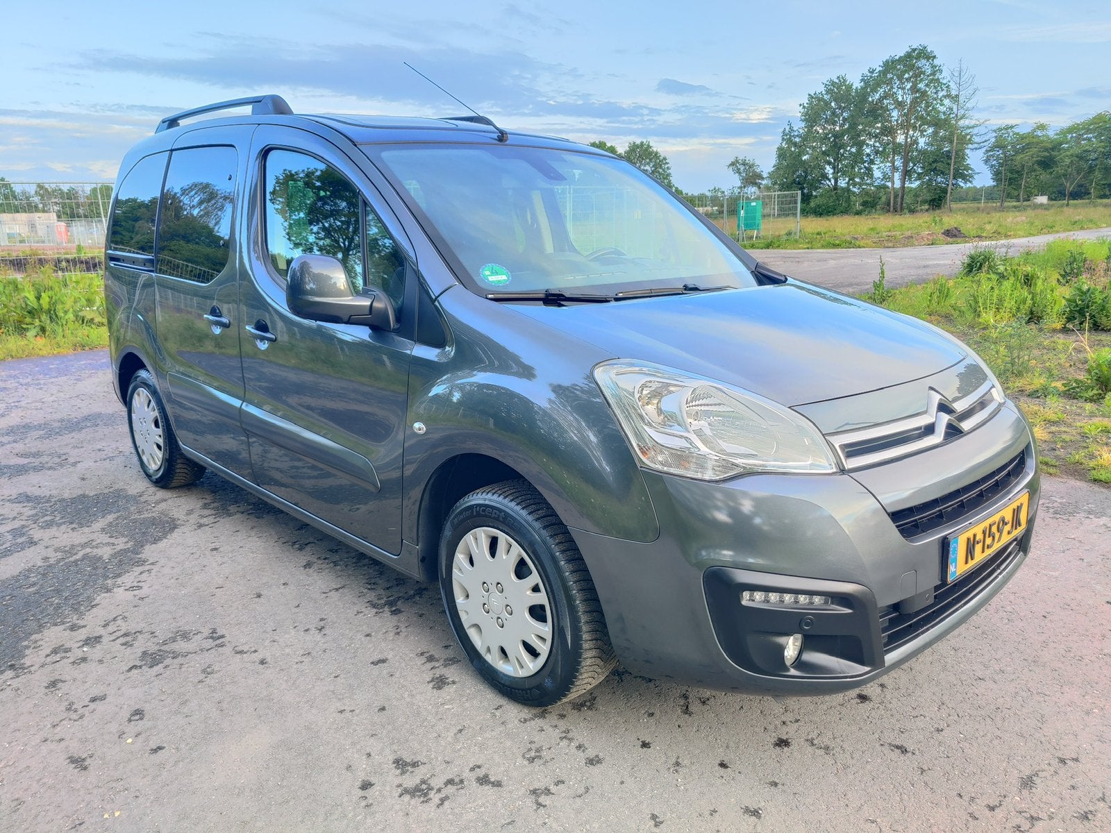 Citroën Berlingo 1.2 Puretech 110pk S&S 2017 Grijs, Voorwielaandrijving, 1295 kg, 1199 cc, Berlingo